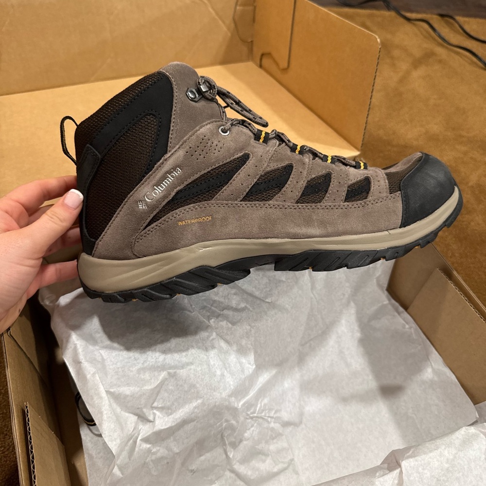 Columbia Men's Waterproof Brown Hiking Boots